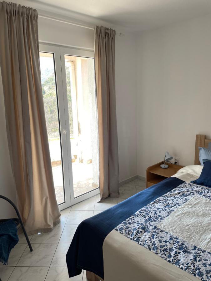 Apartments Villa Relax Petrovac Exteriör bild