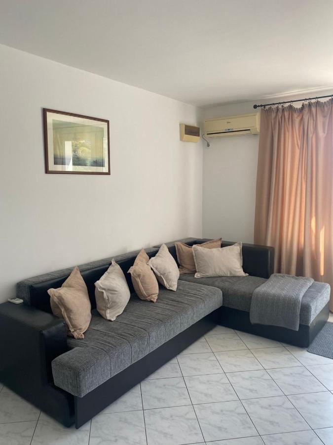 Apartments Villa Relax Petrovac Exteriör bild