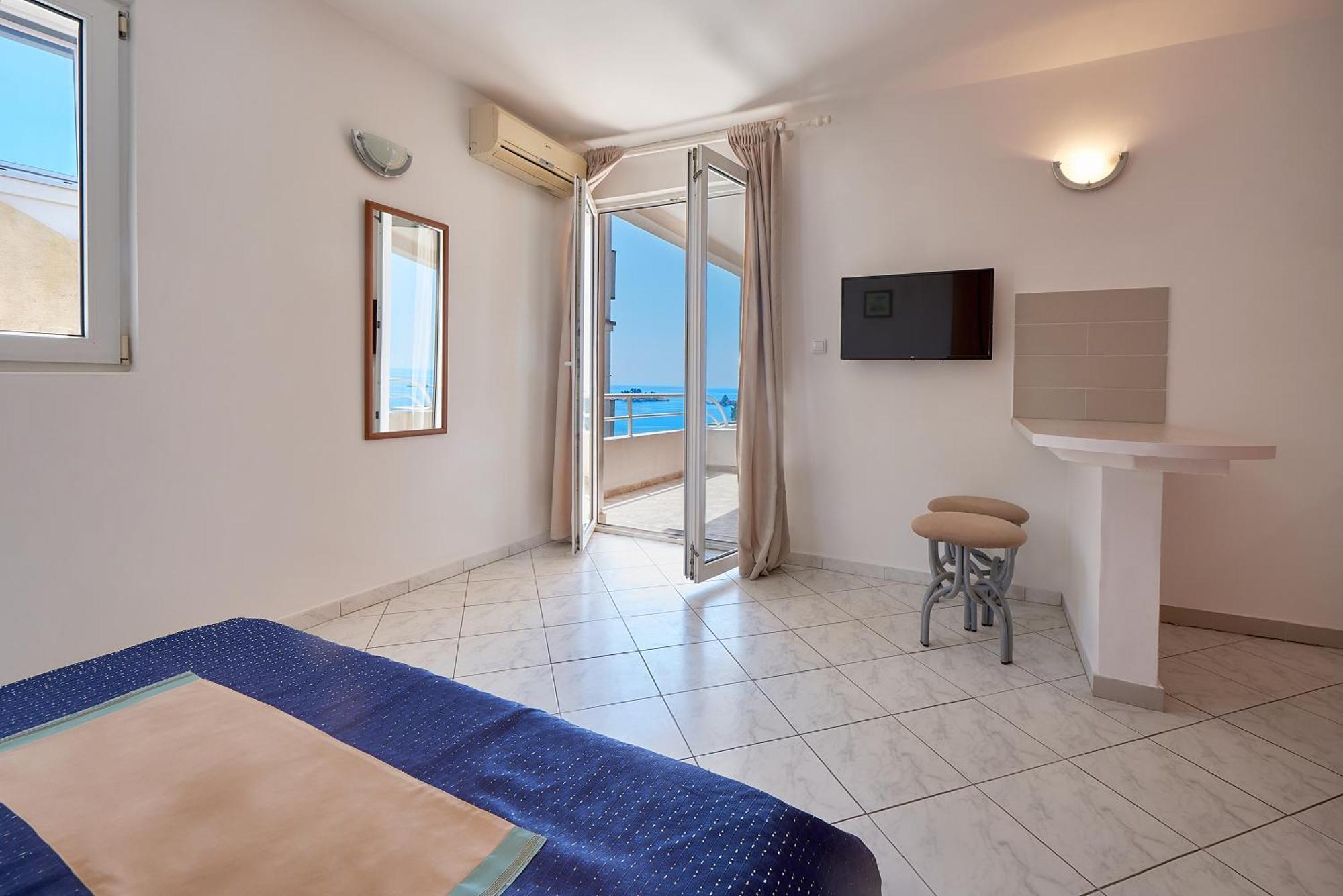 Apartments Villa Relax Petrovac Exteriör bild