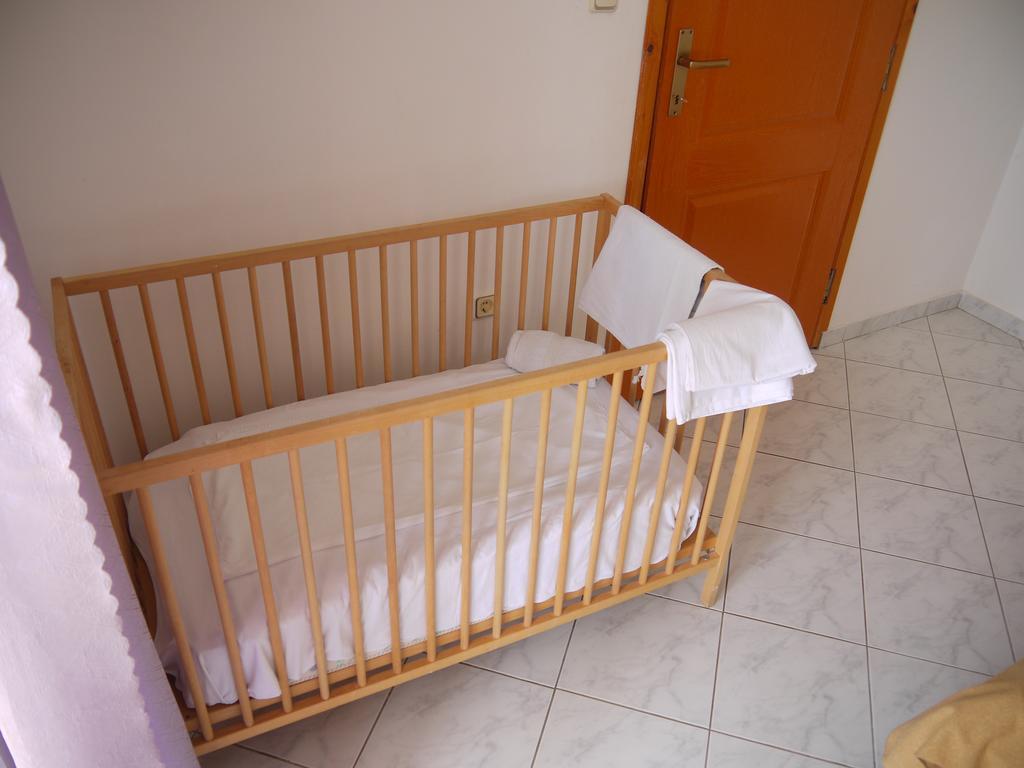 Apartments Villa Relax Petrovac Exteriör bild